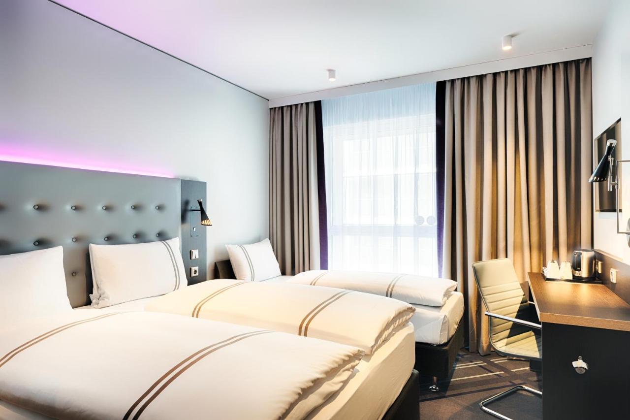 Premier Inn Darmstadt City Centre Exterior photo